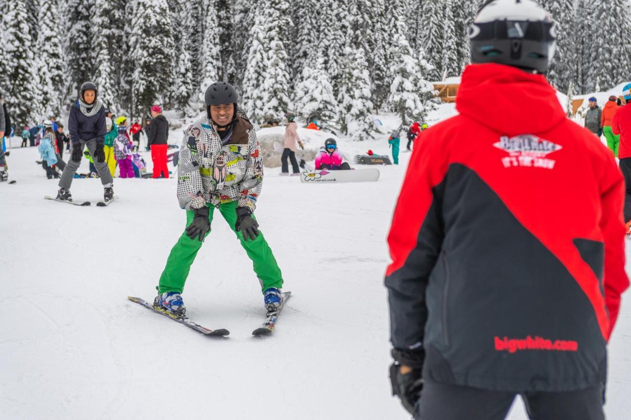 Chateau Big White Big White Ski Resort Exterior foto